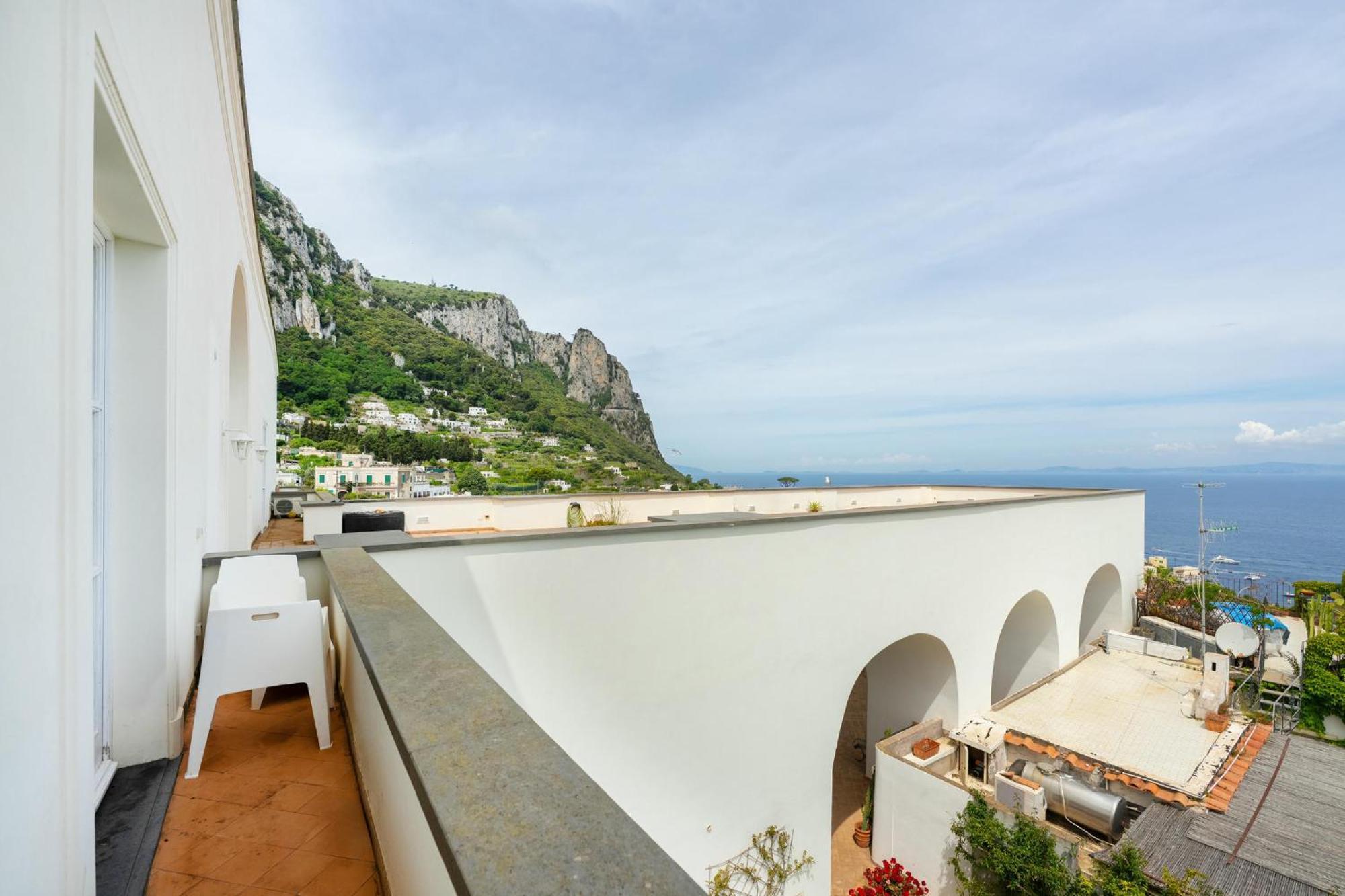 Suite Palazzo Capri - Seaview Exterior photo